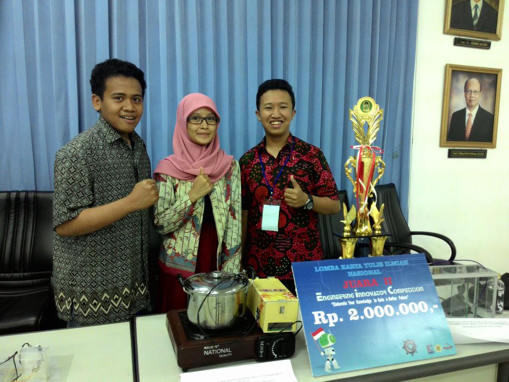 Juara 2 kita EIC 2014 adalah SMA 1 Sidoarjo.