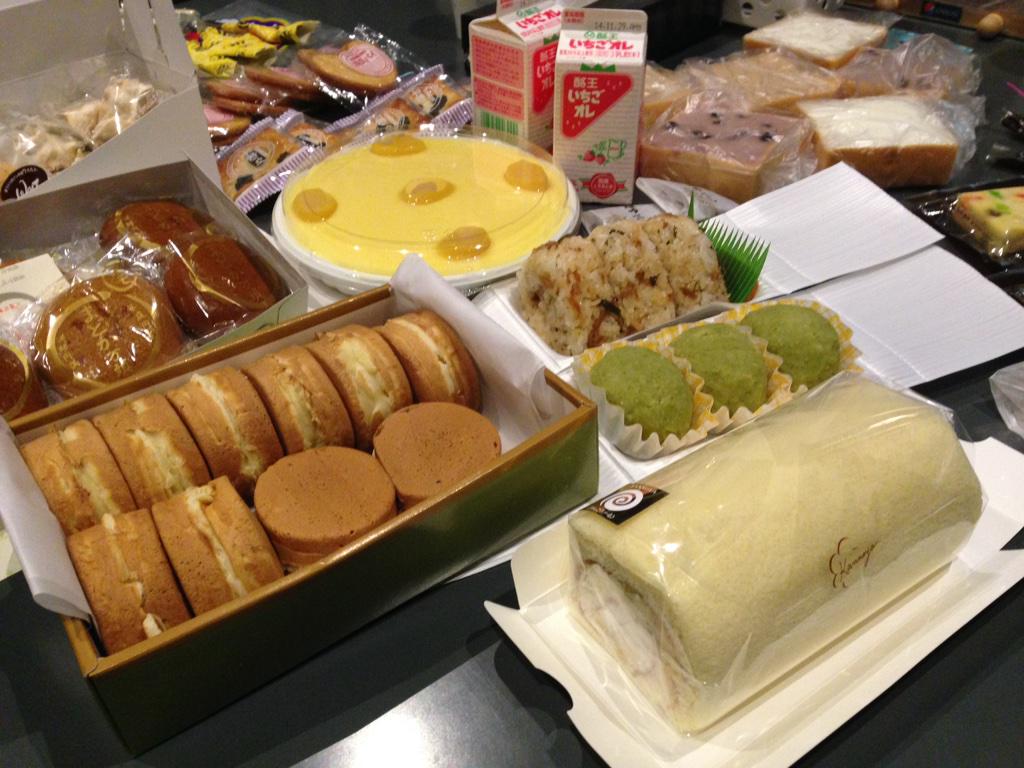 ちょく 福島 茨城 Twitter પર Nao0037 あ 三万石のマロンケーキだ 子供の頃ホールで食べるのが夢だった ちなみに三万石の四角いチーズケーキは経験済み V