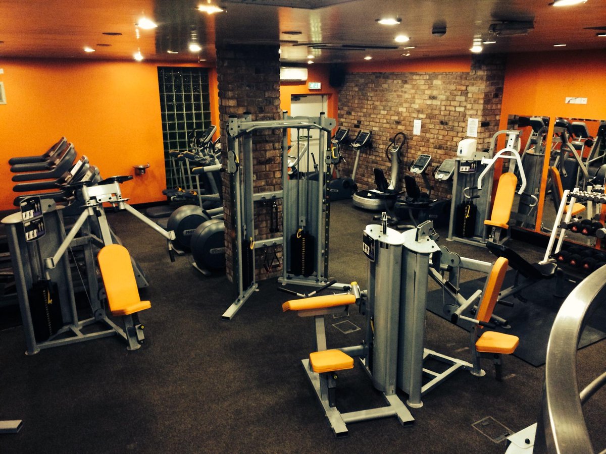 PinetopsGym's tweet photo. For any more information on this offer or any of our memberships drop us a message on here or call us on 01704 807450 http://t.co/MFGwUDMoWs