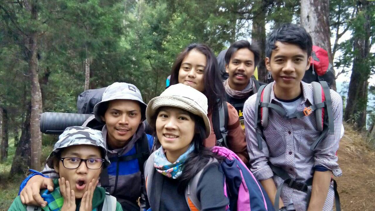 dicky_myslide's tweet photo. Best moment #prau#dieng#21nov2014 http://t.co/4ieAc5mxs5