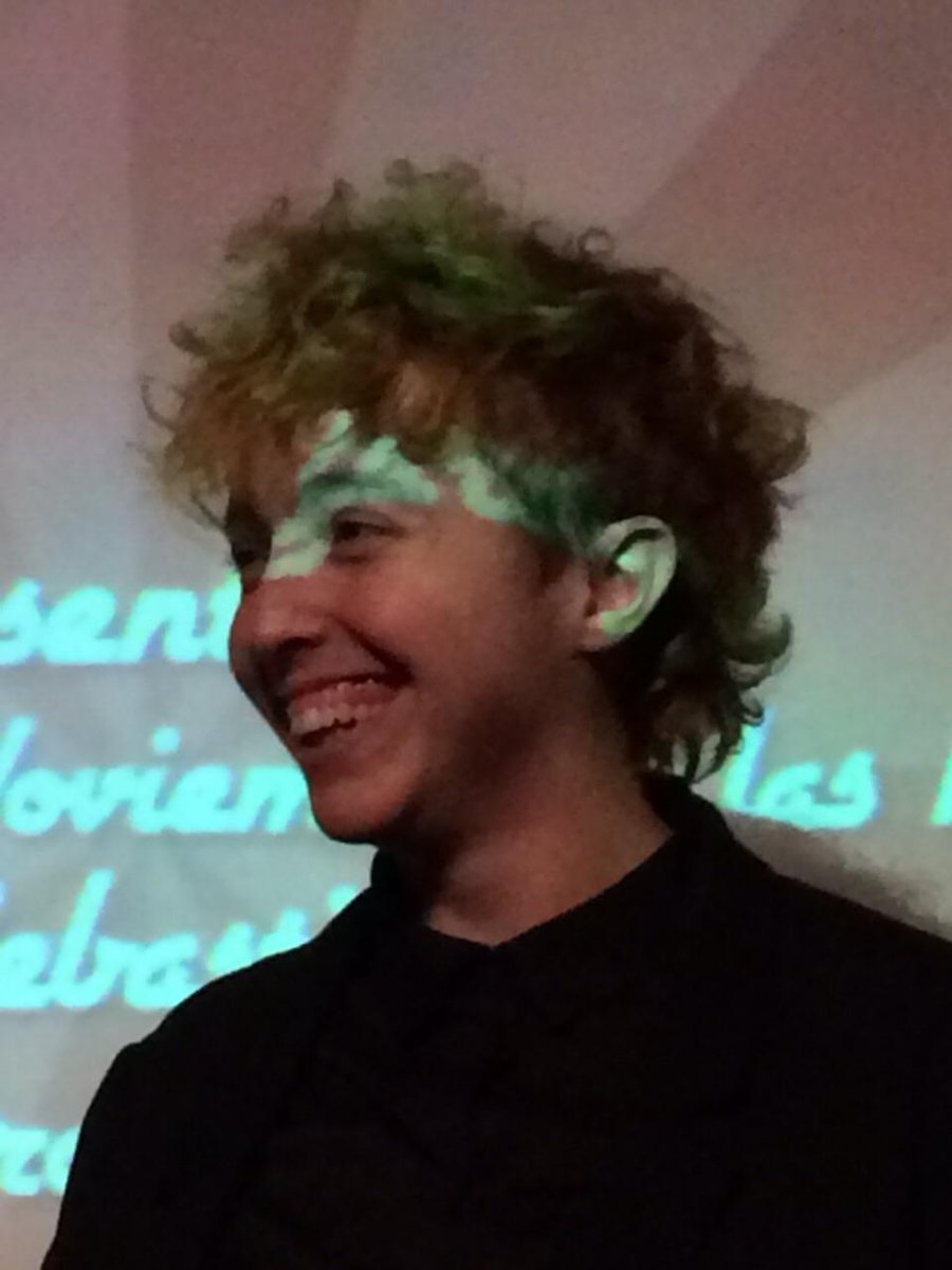 Sketchmania_es's tweet image. Fotos de la presentación de CIERZO FASHION con @lau71287 @JaviErcilla @alparcero @diegopena_humor Vía @_J4M