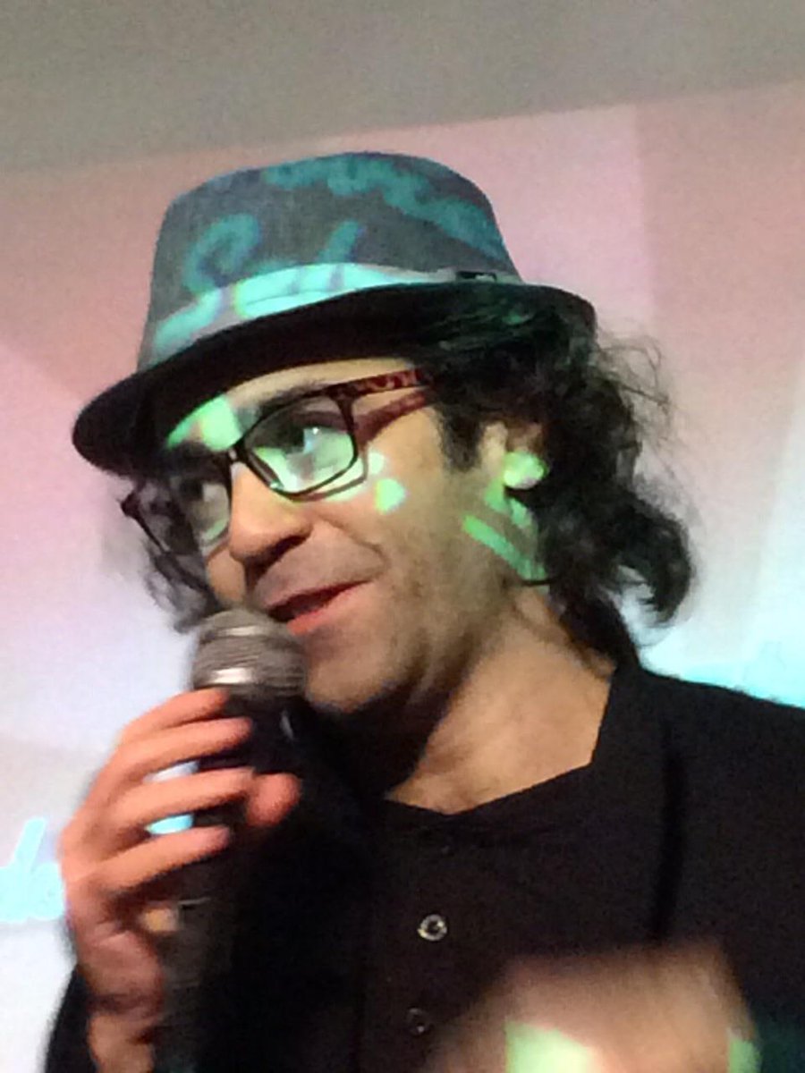 Sketchmania_es's tweet image. Fotos de la presentación de CIERZO FASHION con @lau71287 @JaviErcilla @alparcero @diegopena_humor Vía @_J4M