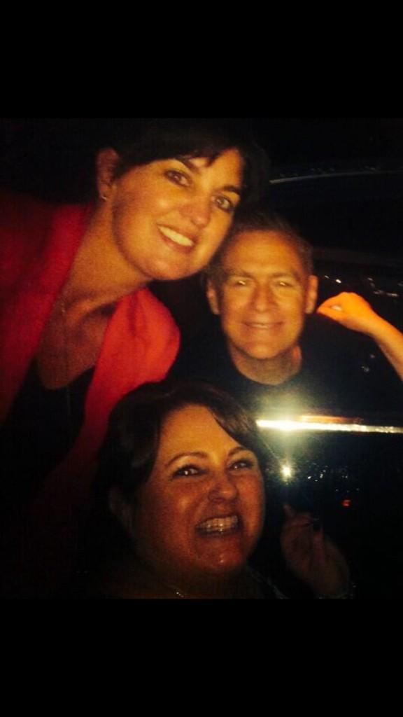 CorkNutrition's tweet photo. @bryanadams in honour of the selfie after your Cork gig in June, we've flown to Manchester! See u 2nite! #Reckless30 http://t.co/jhC87hrNtr