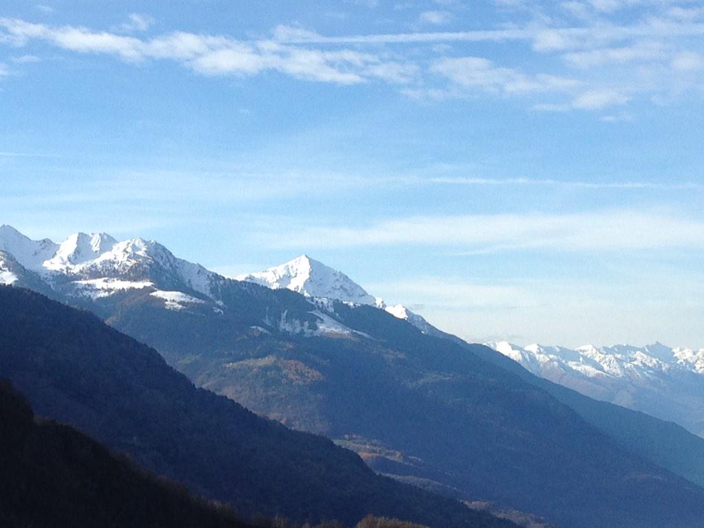 frabett's tweet image. #Legnone imbiancato.