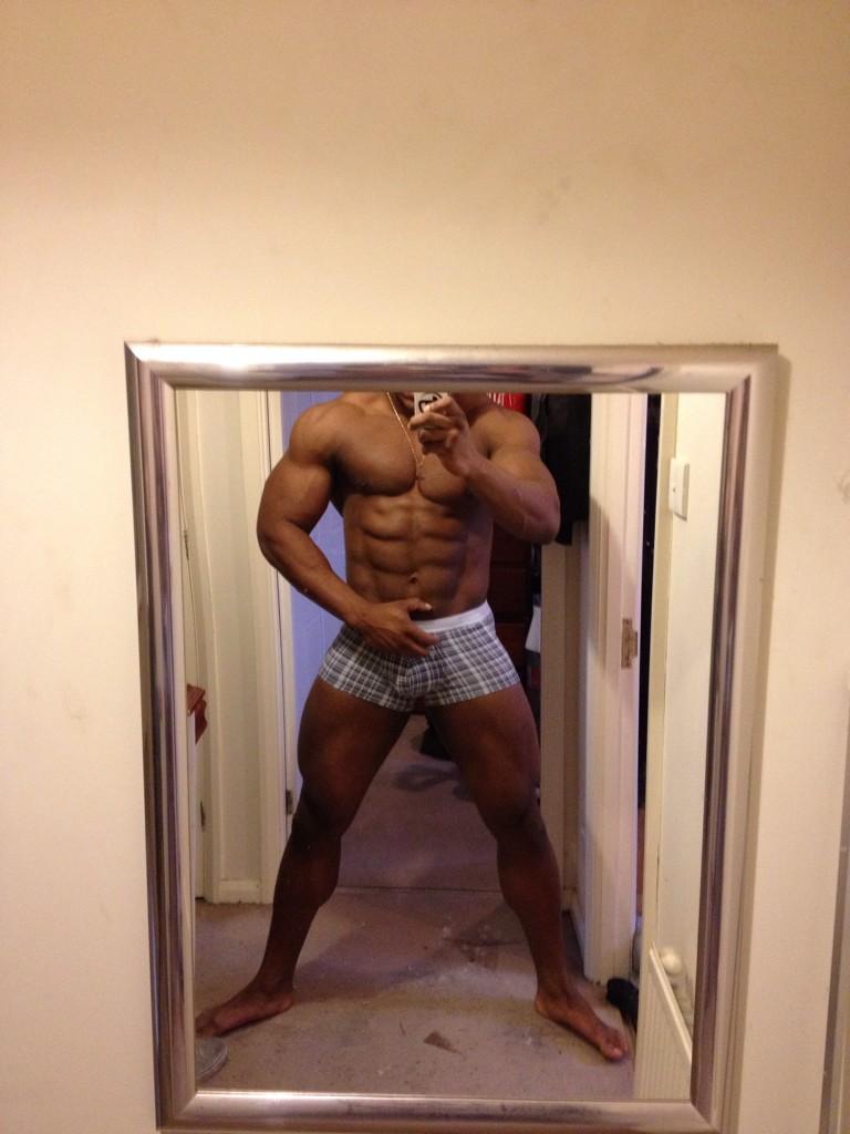 paulakaskilly's tweet photo. Still got abs :) #cleanbulk http://t.co/0di02o5qbw