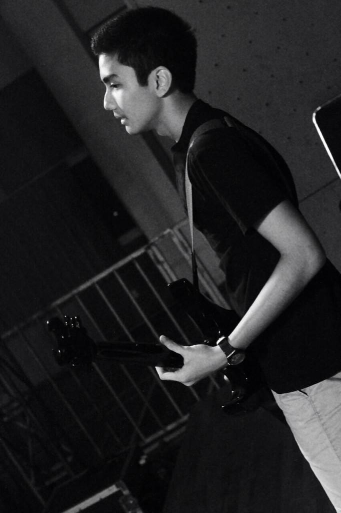 All the girls shouted his name along the show!