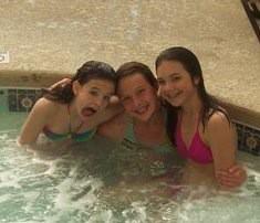 vpoej's tweet photo. “@kyleighehehe: Happy birthday Lauren! 😂😂 @LaurenVincent_ http://t.co/V5Jl5smfJp” bruh @PrincessMegan3