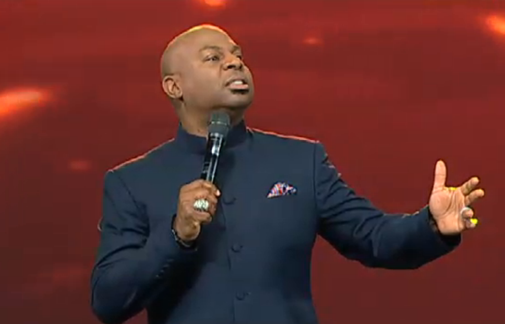 BishopJakes's tweet image. "Running Over" Genesis 8:6 - 9:1 @PastorChrisHill #RunningOver #tphonline #RunningReckless