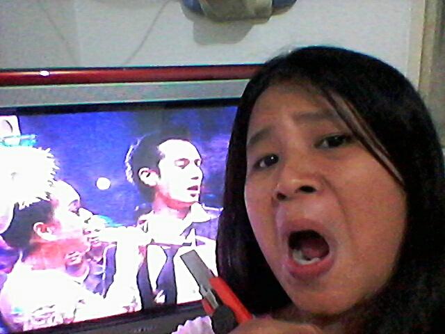 Syahrini sama Baim?! *sakitnya tuh disini*. Jakarta <a href="/OfficialRCTI/">RCTI</a> #SELFIETERSILET #SiletAwards2014