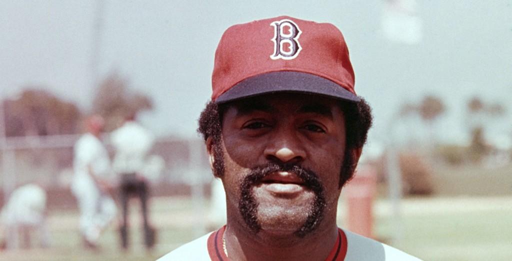 Happy birthday to the great Luis Tiant. 