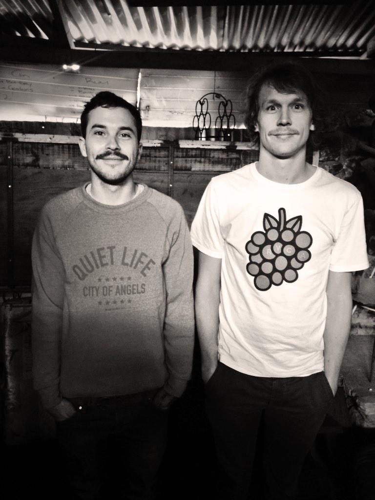 RailwaysCafe05's tweet photo. @MatthewJMole and @craigdurrant from #YoGrapes are here! Looking forward to their sets a bit later #ArtInTheYard http://t.co/SbzOiPXZZl