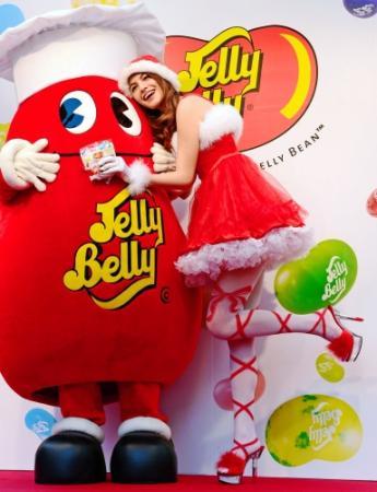 2チャン相互フォロー マギー ミニスカサンタで大胆発言http T Co Za2taukgpn Http T Co Gmaexl4ydi