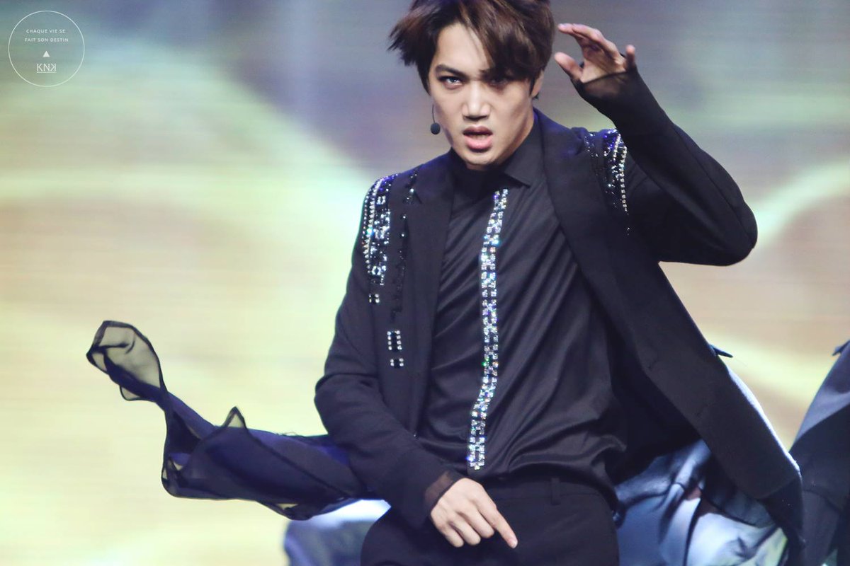 exos015's tweet photo. @ 2014 Korean Popular Culture &amp; Arts Awards. http://t.co/WDgJlTLSfg