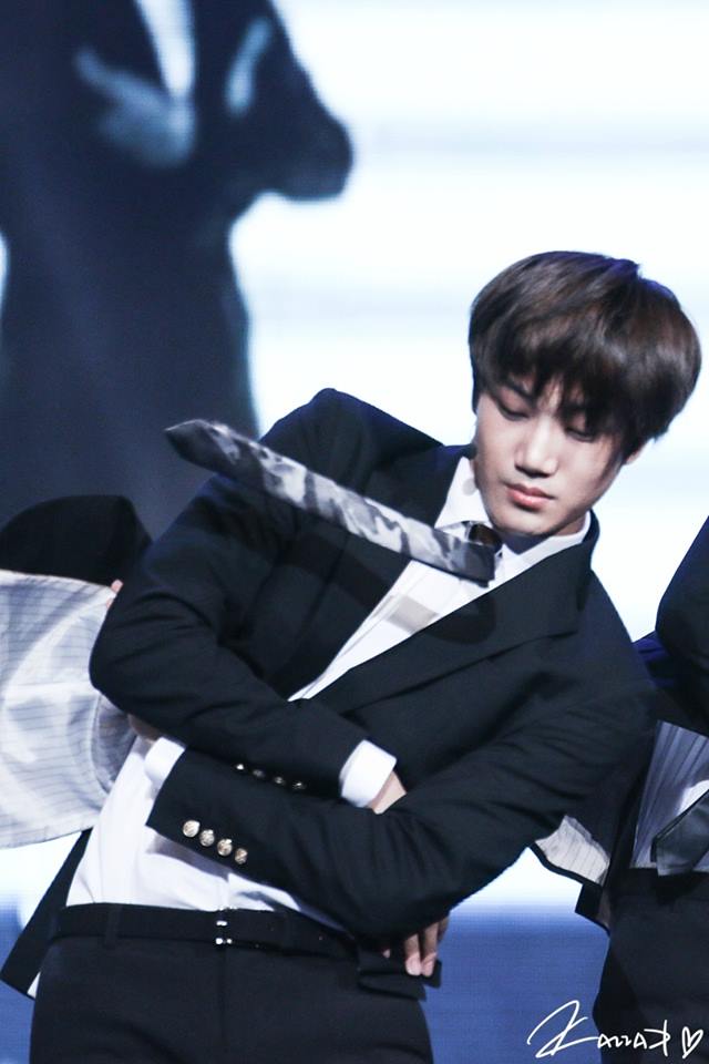 exos015's tweet photo. @ 2014 Korean Popular Culture &amp; Arts Awards. http://t.co/gn2MtUUet6