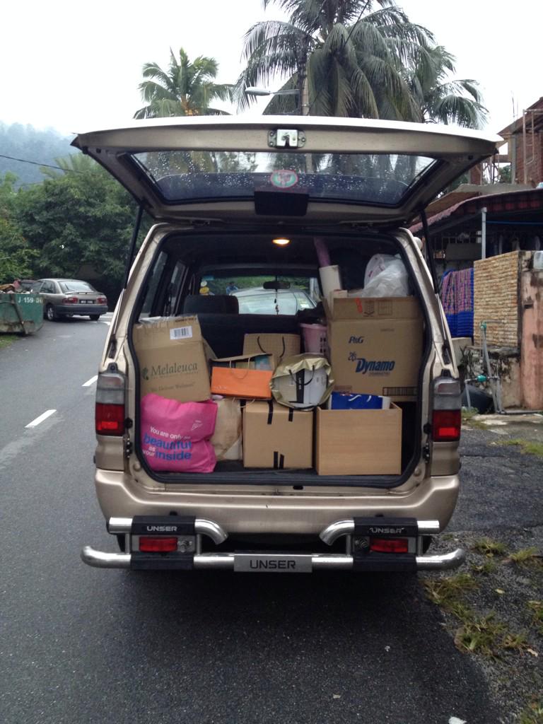 abbieyyee's tweet photo. Transferring goods 😪 http://t.co/UsSGoebQeV
