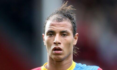 paddypower's tweet photo. Very concerned for Chamakh's hair in this weather... http://t.co/eSypYb0im1
