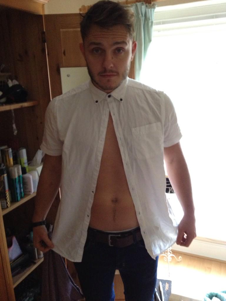JennaSull89's tweet photo. So this is what happens when you go to kiwis @jamiekirk09 😂😂 http://t.co/CxPeK0aJdP