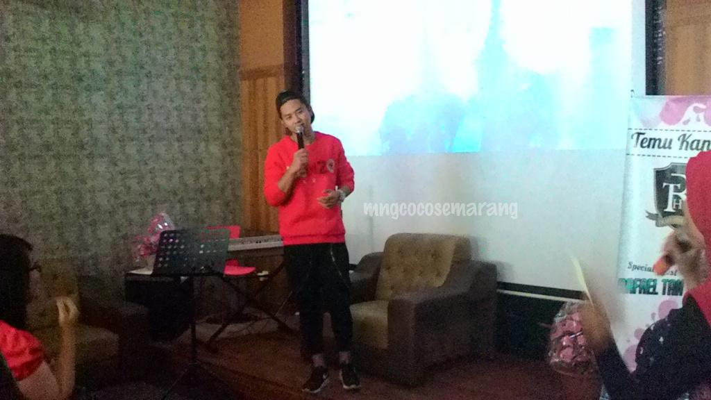 statasinta's tweet photo. #mngcocosemarang saat mulai http://t.co/n7Vs0uKVm8