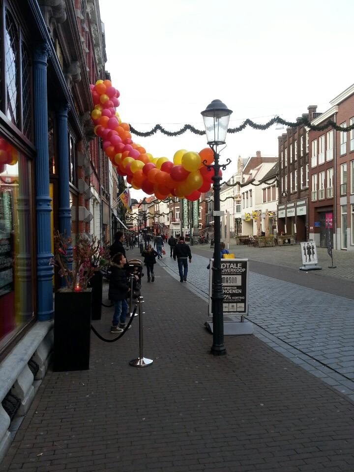 Гуляем с семейством по Рурмонду, Нидерланды (@ Roermond in Roermond, Limburg w/ @seva_little) swarmapp.com/c/aLnn6qdxKWx