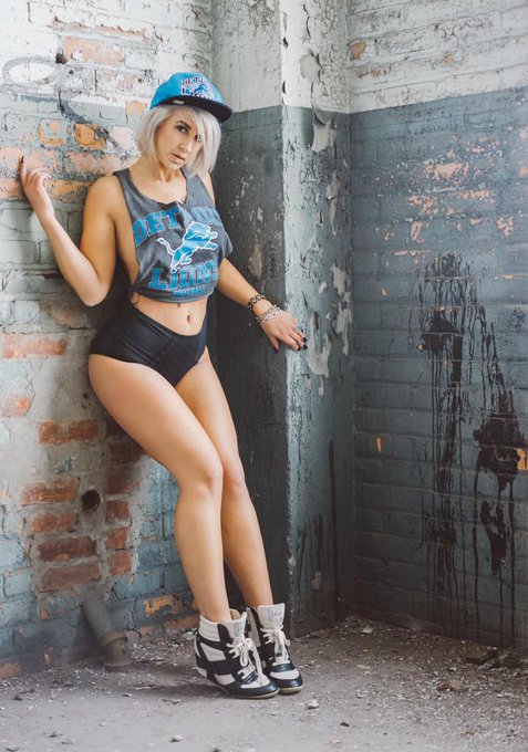 #onepride #detroitlions (how many retweets and favorites can we get on this?) @PlayboyMX #quieroserplaymate<a href="/tag/onepride"class="tags">#onepride</a><a href="/tag/detroitlions"class="tags">#detroitlions</a><a href="/tag/quieroserplaymate"class="tags"><span>#quieroserplaymate</span></a>