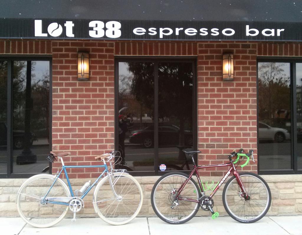 BicycleSPACE's tweet photo. Rolling on our #nicenezride @Lot38Espresso @KuglerCycles @jamisbicycles #bikedc #bikemd #bikeva http://t.co/Xdr6kxxbfd