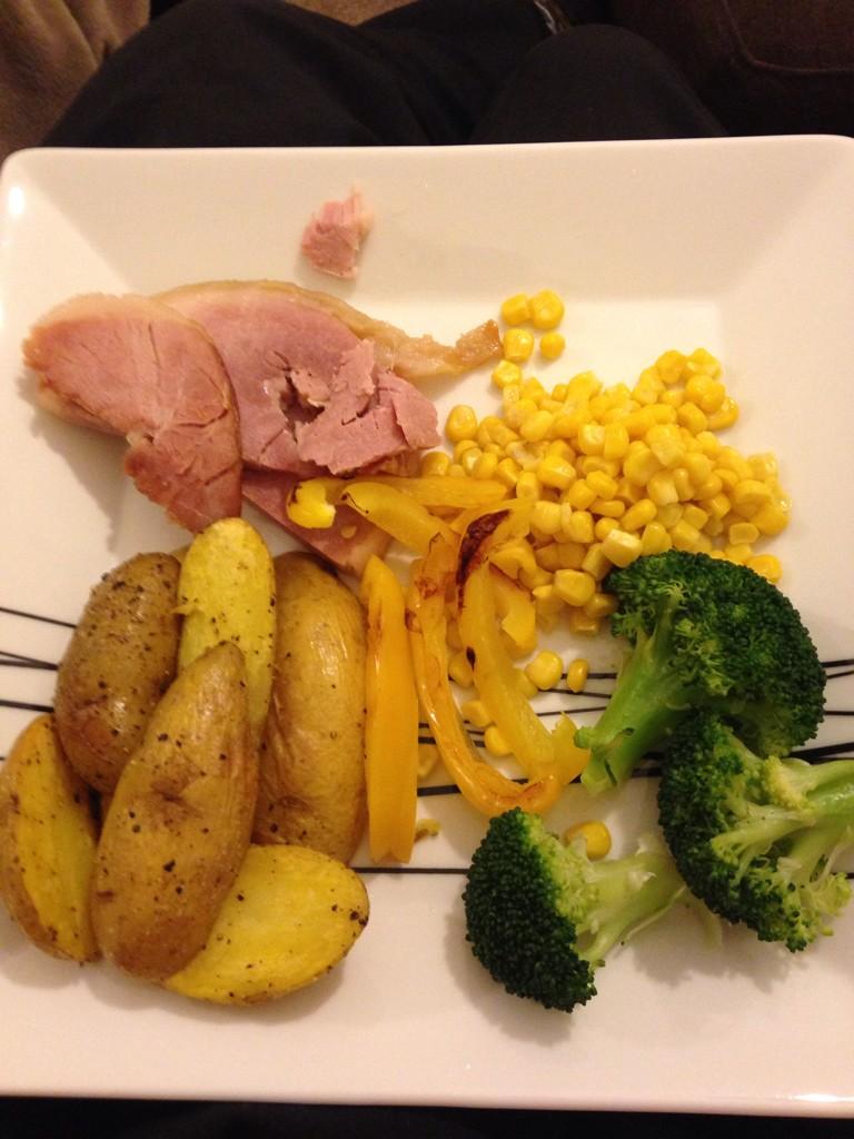 robgoodall57's tweet image. good workout now time to recover #simplebutdelicious #rest #recover #feelingstrong @AWRFitness