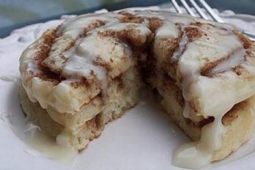 CauseWereGuys's tweet photo. Girl make me some cinnamon roll pancakes so I know it’s real… http://t.co/f1iUFpvMvf