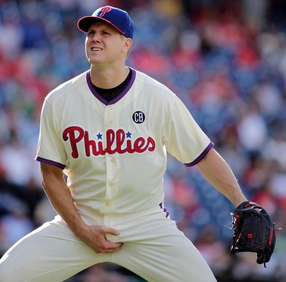 Hope he gets his hands on something he loves... Happy birthday to closer, Jonathan Papelbon! 