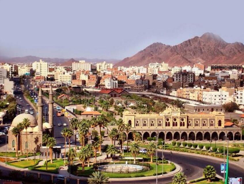 '

 أنا العراق لساني قلبهُ ودمي ** فراتُهُ وكياني منهُ أشطارُ

<a href="/Aljwahri/">الجواهري</a>