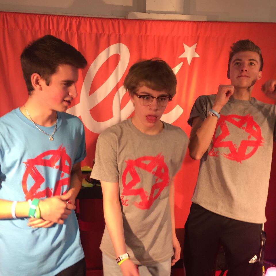 OfficialLet's tweet photo. #Toey + Christian gettin' sillay. #playlistlive @itsTaylorBaxter @joeykidney @ChristianLeave http://t.co/UoL2BvSQLK http://t.co/hVANGQCoaZ