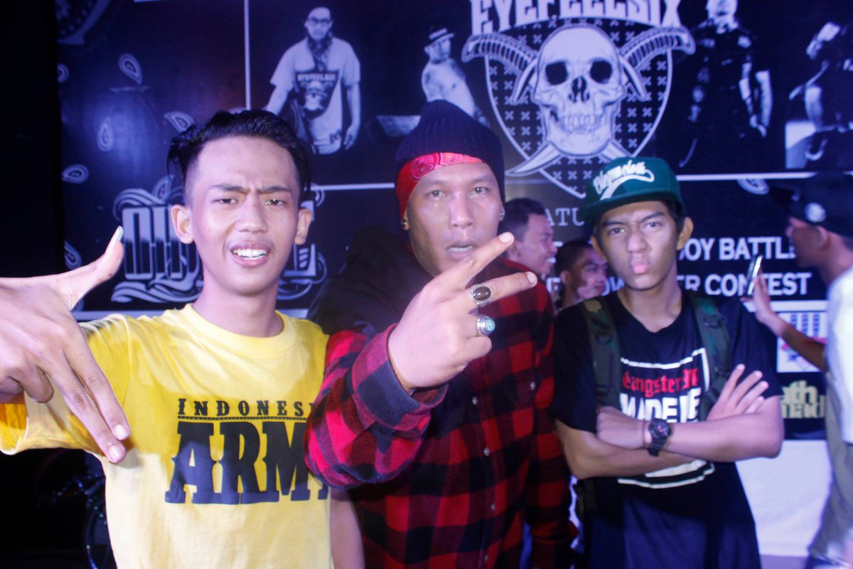 Double-IL tweet media