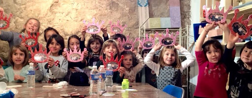 Per molts anys Gal·la i Vinyet! Heu fet unes corones molt xules!