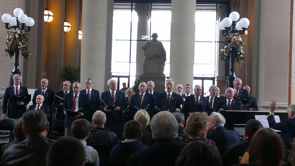 BenjaminBathke's tweet photo. At the @mohistorymuseum for the Utopia exhibition with the Deutscher Männerchor (German men choir) #GerMerican http://t.co/3D90VeTFp9