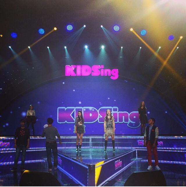 AntoniaMusician's tweet photo. Finala KidSing! Emotii mari! Sa castige cel mai bun :) #KidSing http://t.co/wHB482lA4l