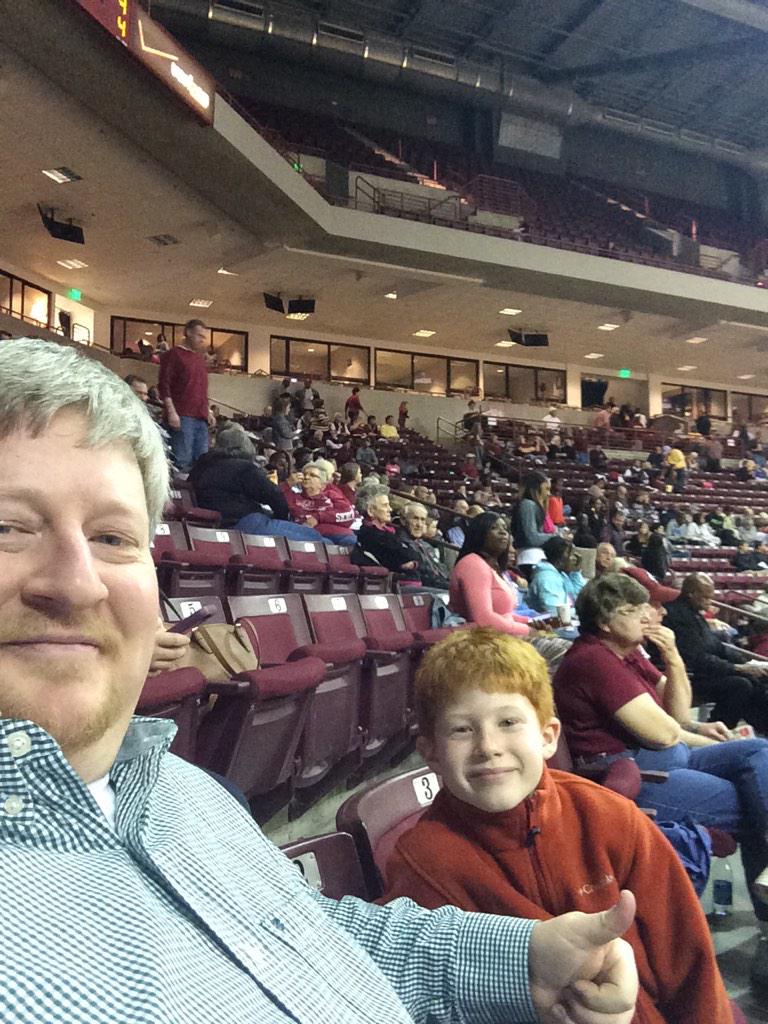 daveberlin05's tweet photo. Go Lady Gamecocks. http://t.co/KI4yuyozL0