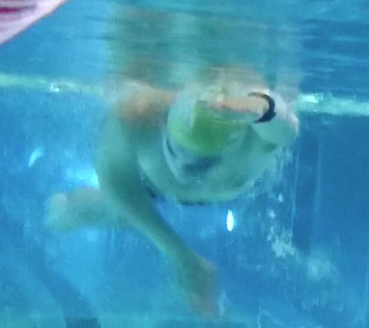jensandmie's tweet photo. Ich muss dringend an meinem Schwimmstil arbeiten
sagt meine Schwimmlehrerin
#Stilanalyse http://t.co/my4FOmMLc3