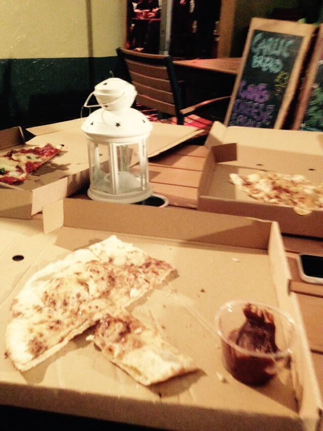 chlo_carter's tweet photo. Amazing night 😏 Friday 😍 with cer and Meg 😘 http://t.co/T2pWSZZu5Z