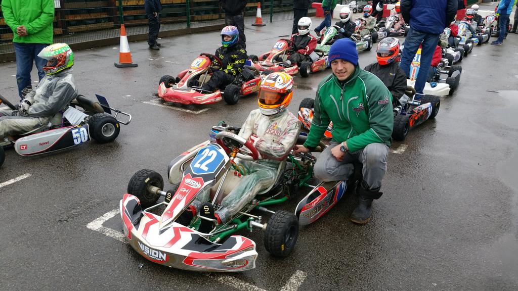 autospecbristol's tweet photo. @HarryCockill @BMclevedon @hallracing1  What a drive !!!!!!!! http://t.co/rptsUyxkx9