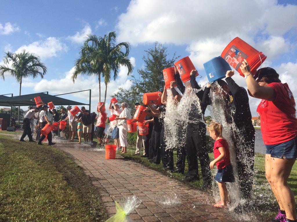 PPinesPD's tweet photo. The #PPPD #IceBucketChallenge! Thanks to all the #PembrokePines citizens and sponsors who came out to support! http://t.co/x0aVPA5vkA