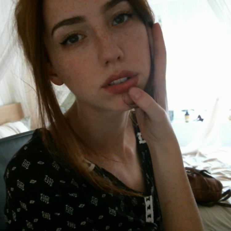 debomimi3 tweet picture