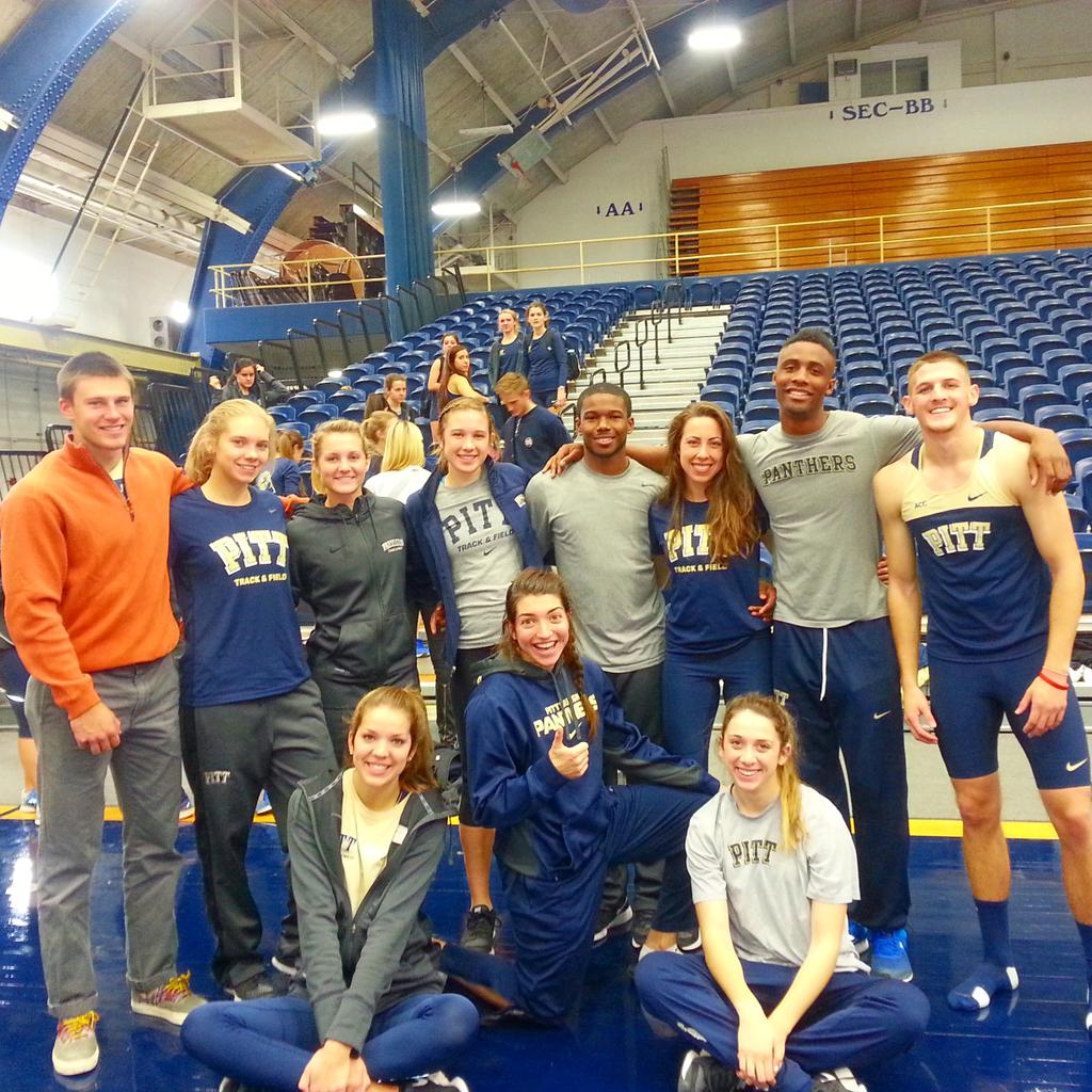 Plumley_4's tweet photo. the gang's all here!! blue-gold meet complete.. now for the season to start! #pitttrack #pittjumps http://t.co/qZ73dt3ZoZ