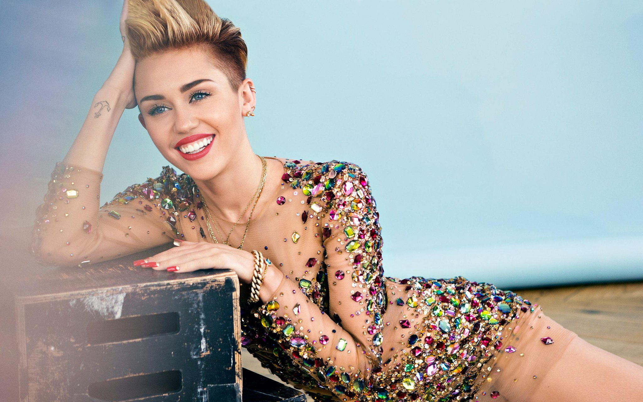 Happy 22nd Birthday Miley Cyrus!!  
