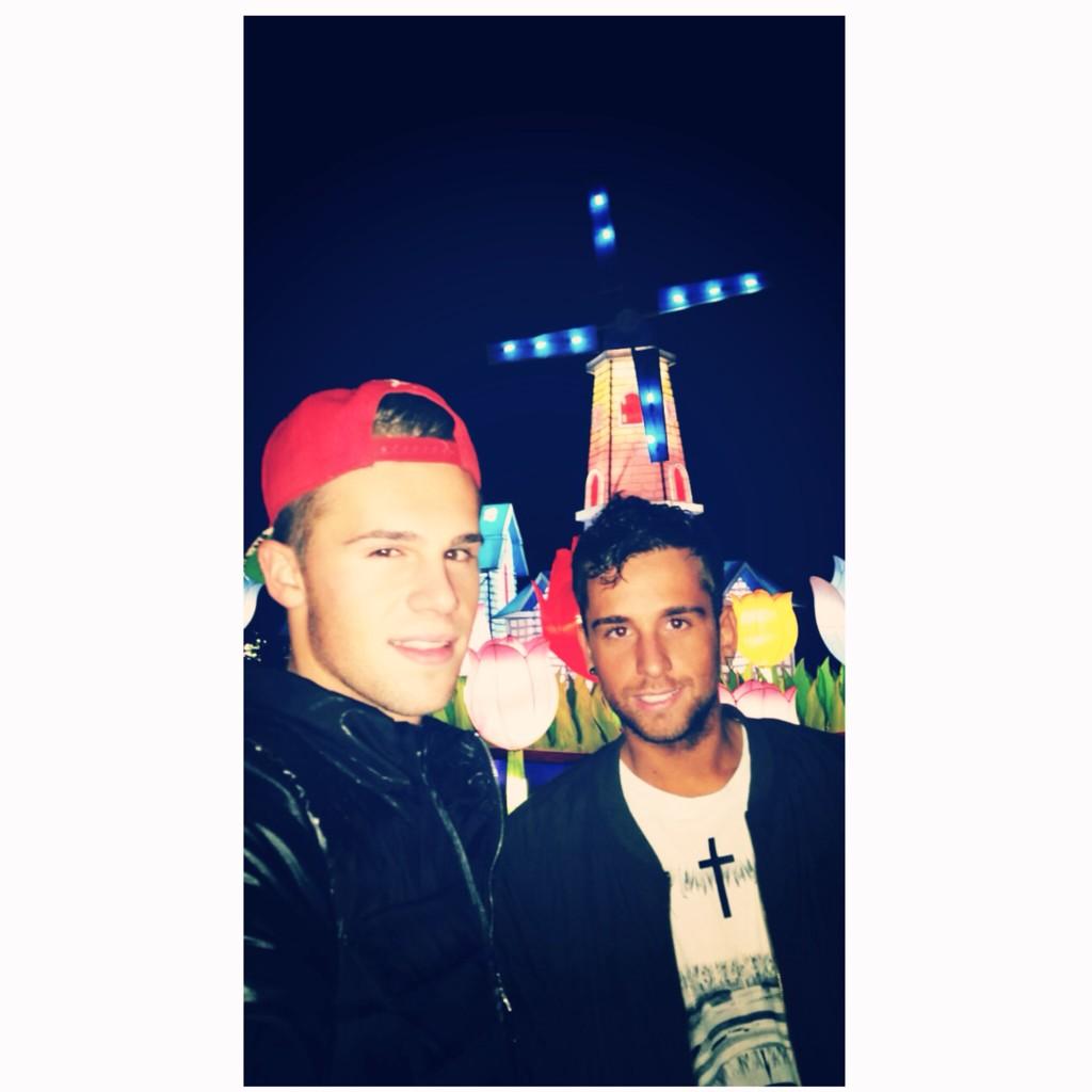 GioDiekema's tweet photo. #ChinaLight030  de China Cultuur Proeven😍👌 http://t.co/jBAfbs0vVp