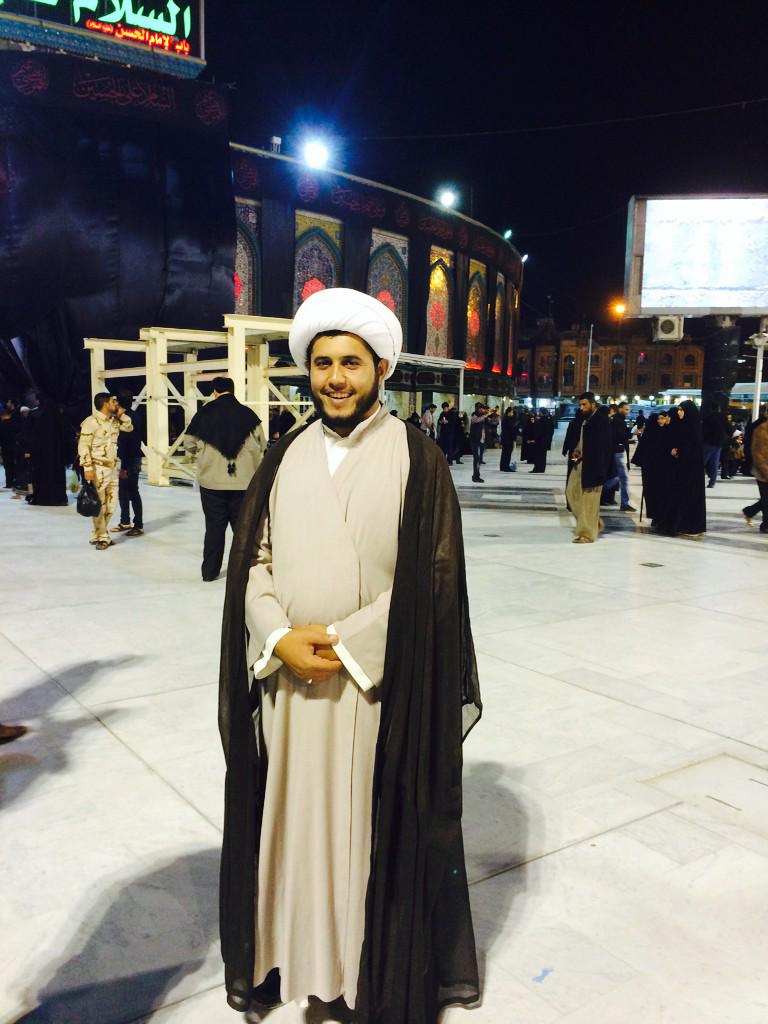 نبتسم لأننا على يقين بأن الحسين لن يتركنا يوم الورود ....

بين الحرمين
