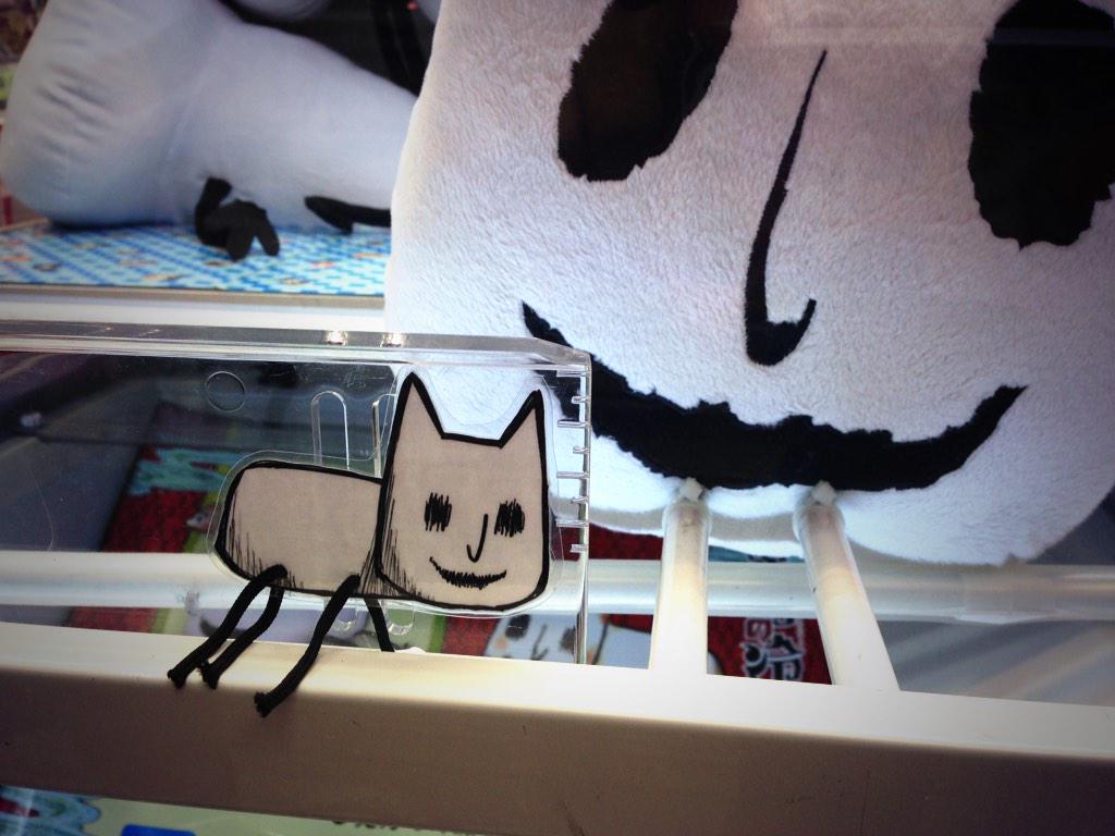 タイトーステーション秋葉原店 プライズ 鬼灯の冷徹 でおなじみ 猫好好 マオハオハオ がぬいぐるみになっちゃいました このsan値をモリモリ削られる形相 この顔で鳴き声がニャーですよ ﾟdﾟ 担当 店長 Akiba Http T Co Mcomyziojf