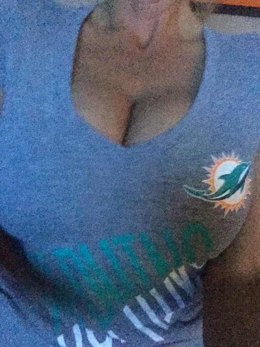 GOOOO PHINS!!!! http://t.co/WZc4udiwTf