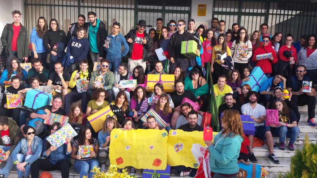 creandoredes's tweet photo. #Xencuentroiaj también podéis haceros amigos nuestros en nuestra página de Facebook Proyectos Educativos Telaraña http://t.co/84jZxgCmwd