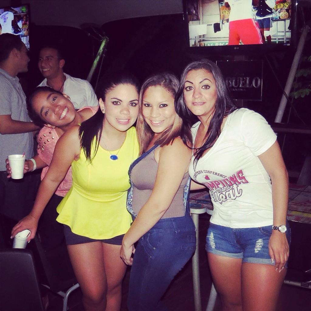 Fiesta De Lanzamiento De <a href="/HappyDrinks507/">Happy Drinks</a> #PasalaHappy