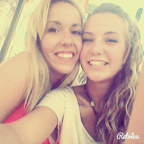 b_cachazo's tweet photo. Muchisimas felicidades preciosaaa, q los años no cambien tu locuraaaa! http://t.co/EF0wnOVCfN