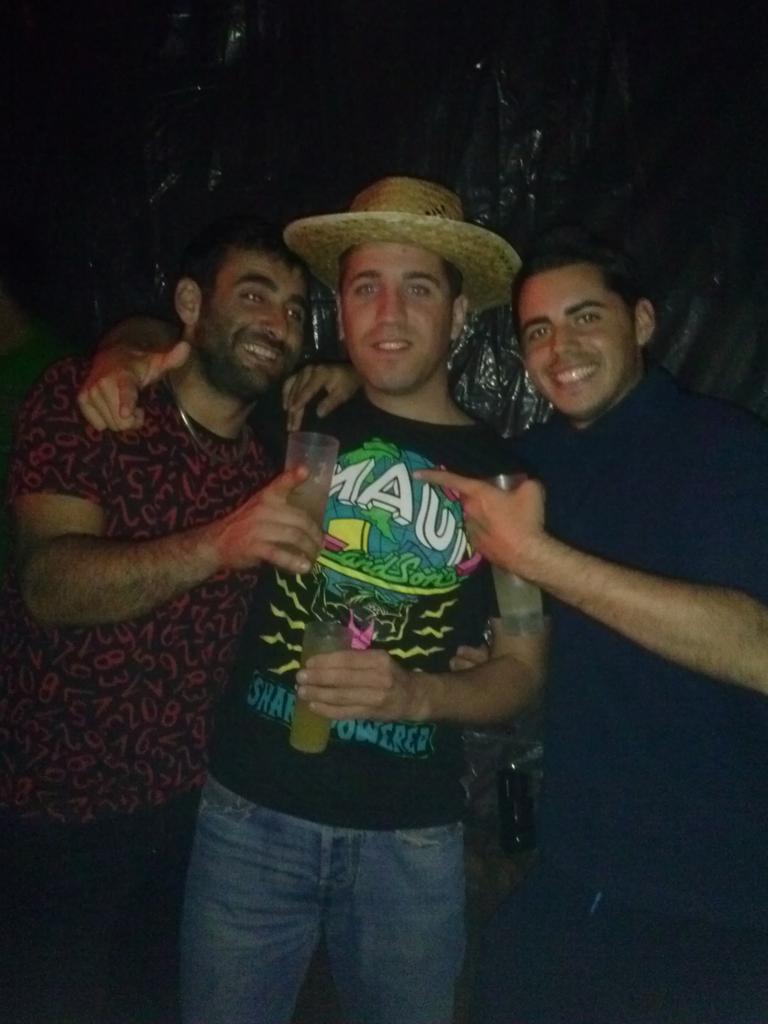 rickyzip's tweet photo. Cierbelenmarxettt jajaja !!! ;) http://t.co/cbp4ZEbtaC